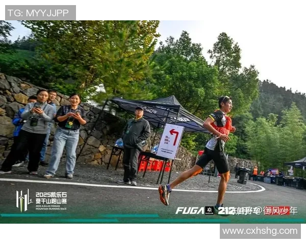 赛后复盘:杭州羽毛球队与广州羽毛球队的战术意识与团队协作分析